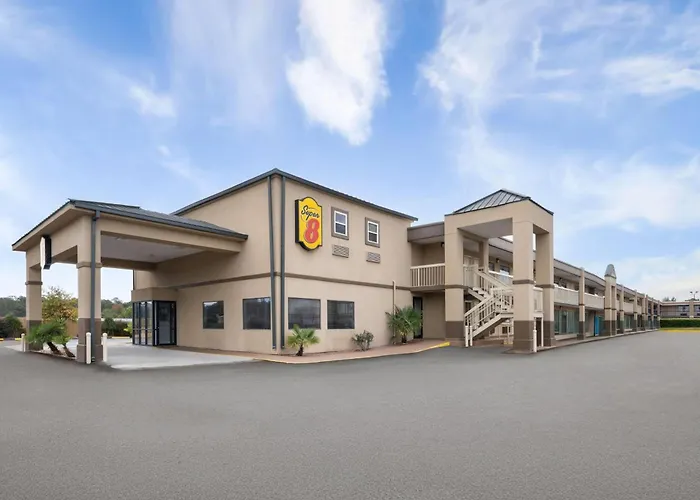 Motel: Super 8 By Wyndham Macon West