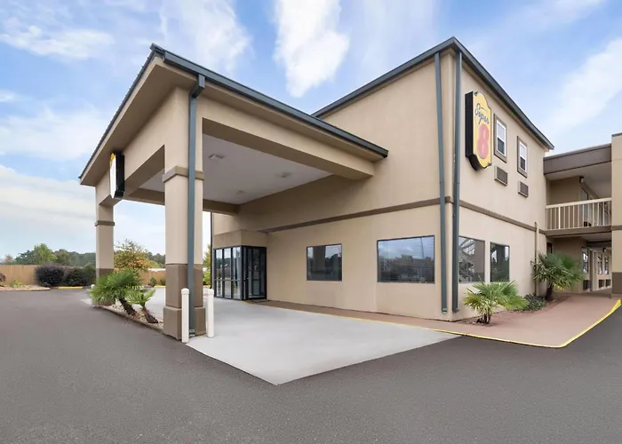 Motel: Super 8 By Wyndham Macon West